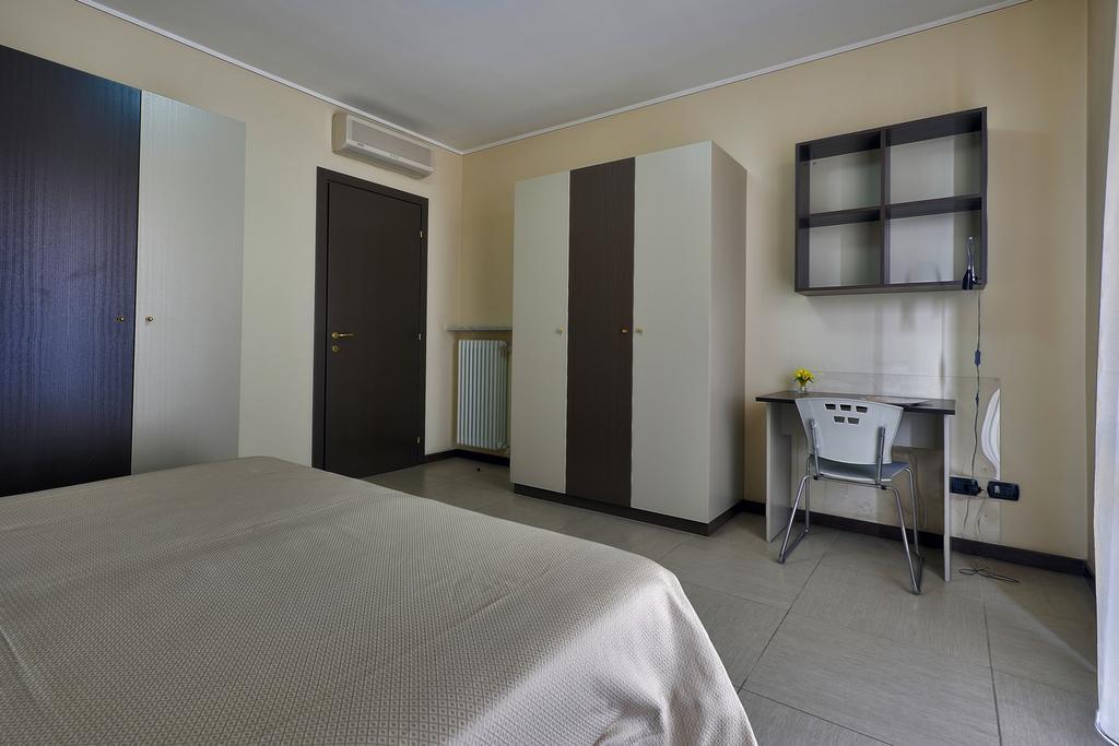 Residence La Sfera Pavia Ruang foto